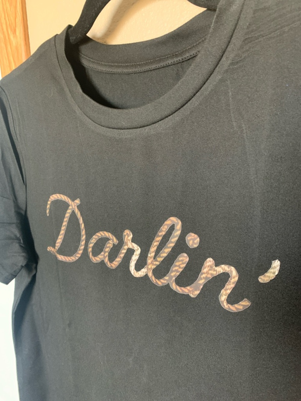 WESTERN Graphic Print Darlin' Black Crewneck Short Sleeved Tee Shirt Size Medium - Picture 5 of 5